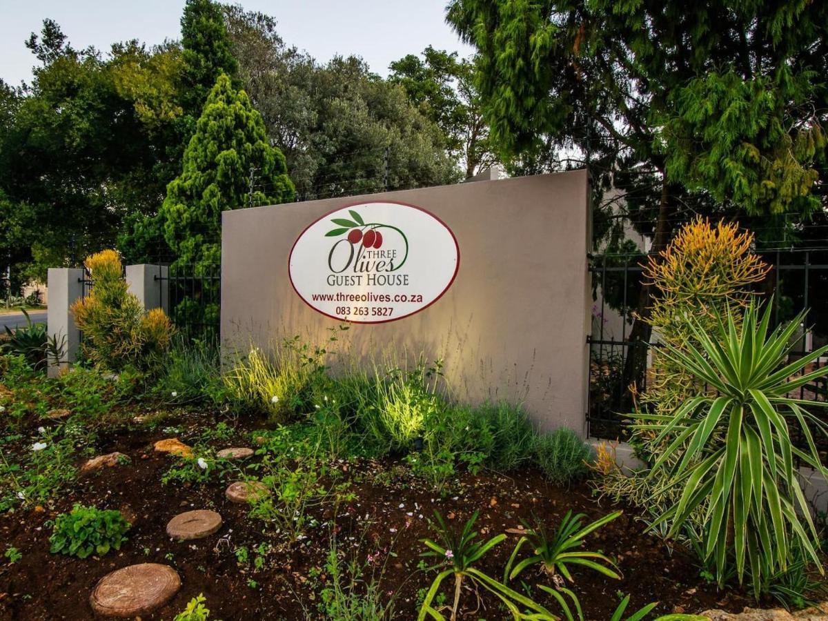 Three Olives Guesthouse Centurion Eksteriør billede